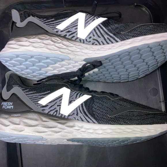 New Balance Women's Fresh Foam Tempo V1 Running Shoe NWOT - Picture 5 of 7